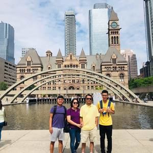 Meet your Posher, Carmela